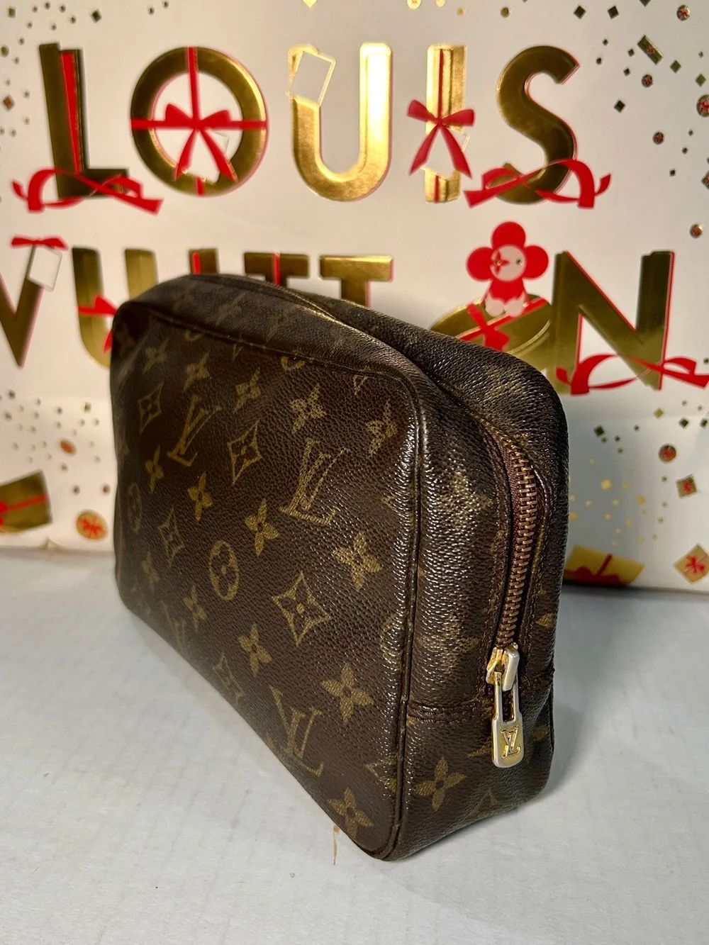 Auth Louis Vuttion Monogram Vanity pouch